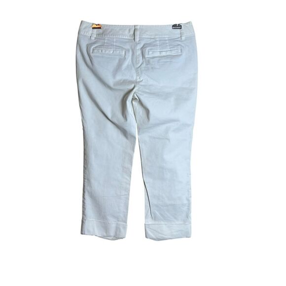 White House‎ black market off white pants. Size 8 - Picture 6 of 8